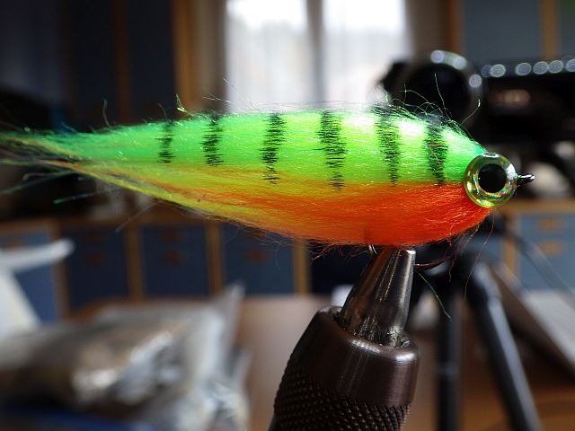 Streamer firetiger pour la perche